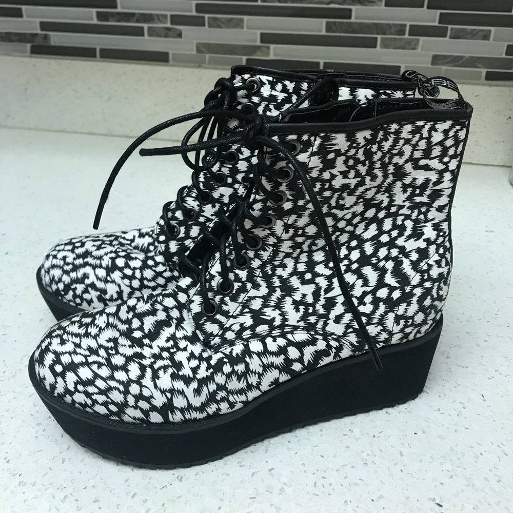 Platform booties